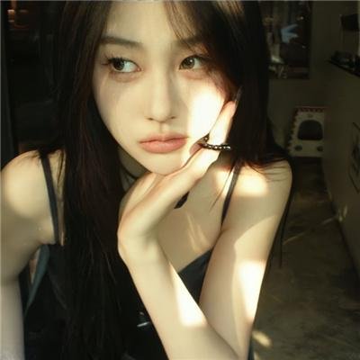 三姐妹的故事 封面